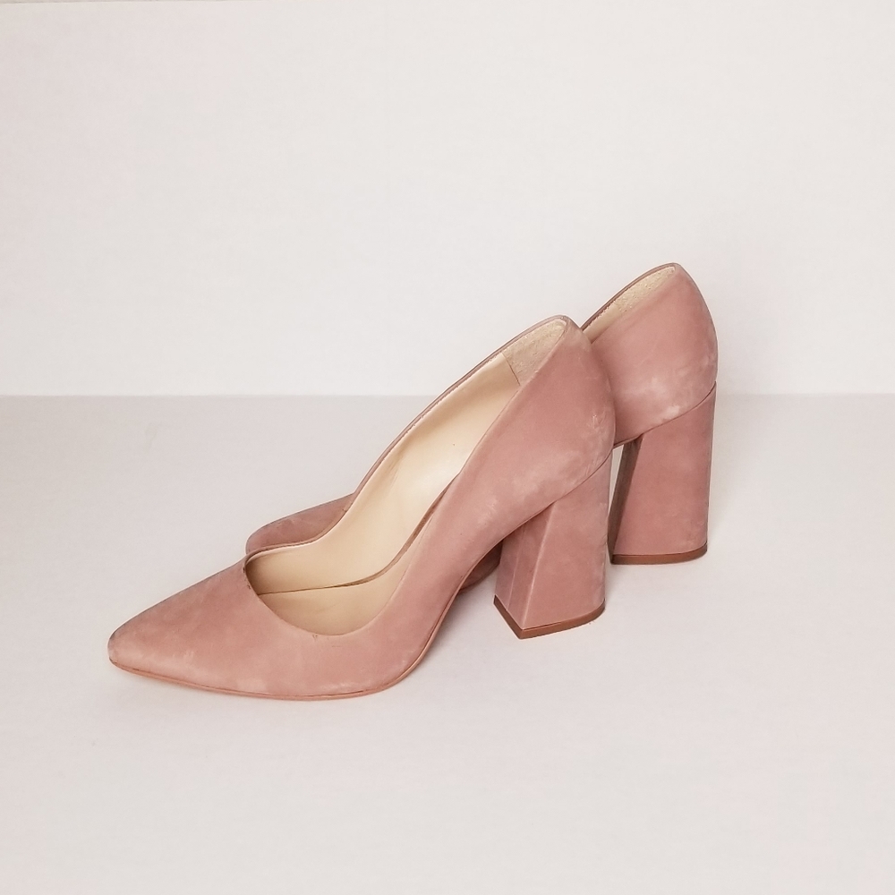 Vince camuto Abigail suede leather nude pumps